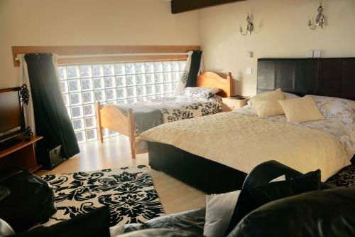 Ravencar Farm B&B Accommodation image 3 Ravencar Farm B&B image three