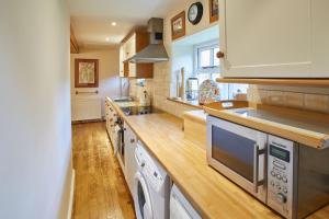 Host & Stay - Greengate Cottage Accommodation image 2 Host & Stay - Greengate Cottage image two
