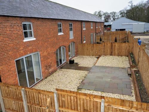 Nellies Shed, Wolds Way Holiday Cottages, 3 bed spacious cottage Accommodation image 2 Nellies Shed, Wolds Way Holiday Cottages, 3 bed spacious cottage image two
