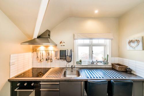 Pebble Apartment Accommodation image 3 Pebble Apartment image three