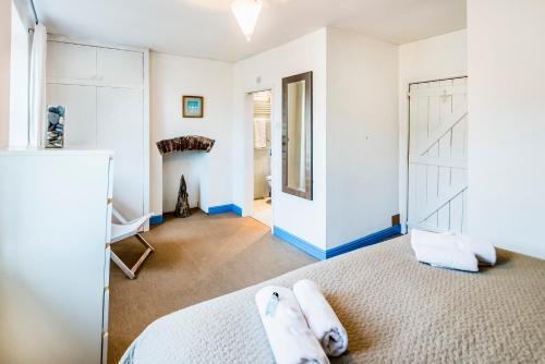Griffin Cottage Accommodation image 3 Griffin Cottage image three