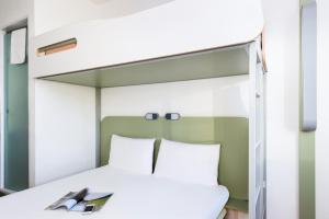 ibis budget Leeds Centre Crown Point Road Accommodation image 2 a Hotel in Leeds