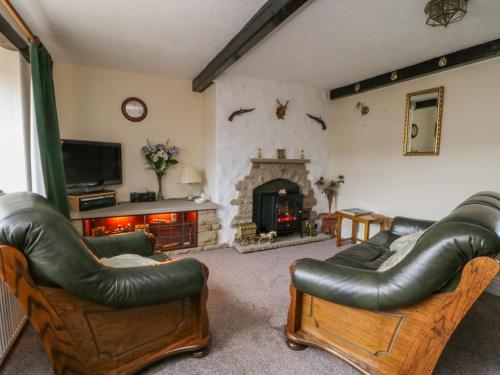 Acorn Cottage, Bradford image three