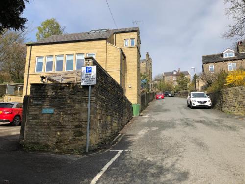 "The Lodge", Holmfirth Accommodation image 3 a Self Catering in Holmfirth