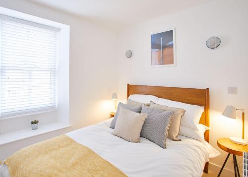 Host & Stay - Harbour Cottage Accommodation image 3 Host & Stay - Harbour Cottage image three