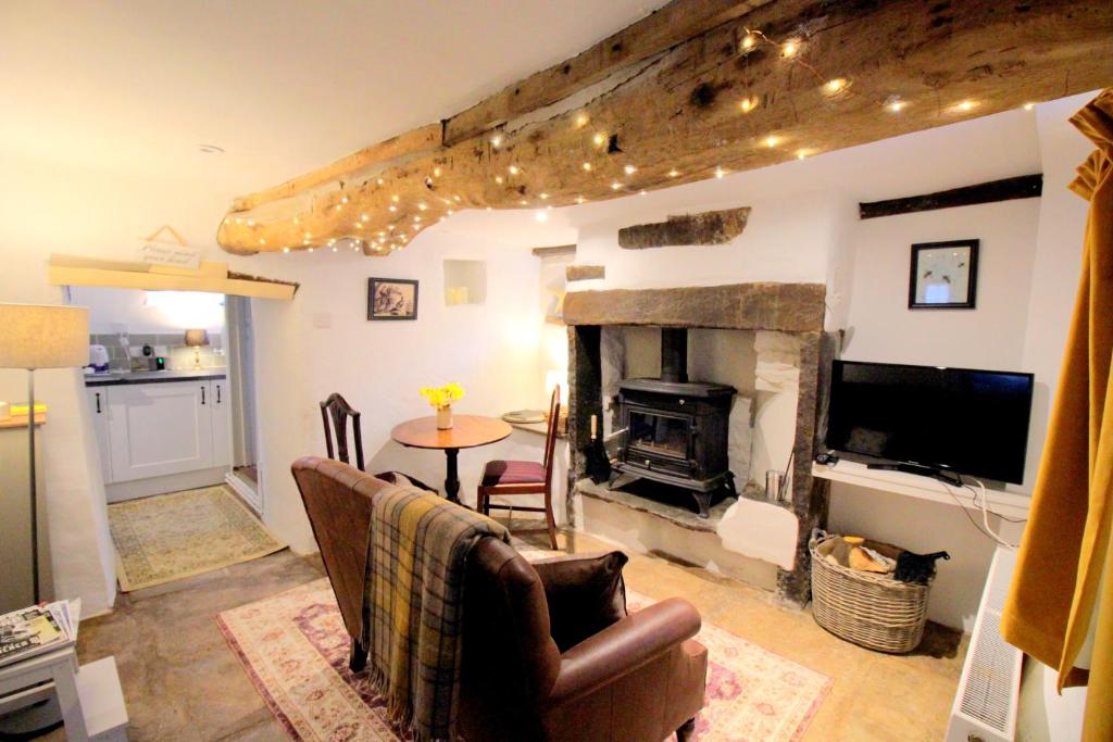 Beebole Cottage image one