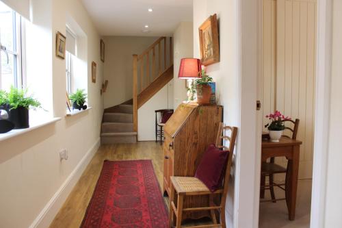 Mistletoe Cottage Accommodation image 3 Mistletoe Cottage image three