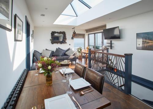 Host & Stay - The Nook Cottage Accommodation image 3 Host & Stay - The Nook Cottage image three
