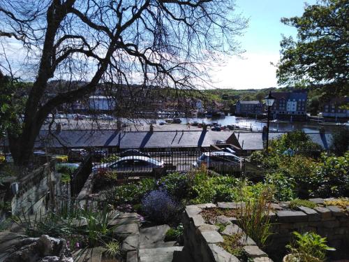 Deerness, 4star gold award 2022, Whitby Accommodation image 3 Deerness, 4star gold award 2022, Whitby image three