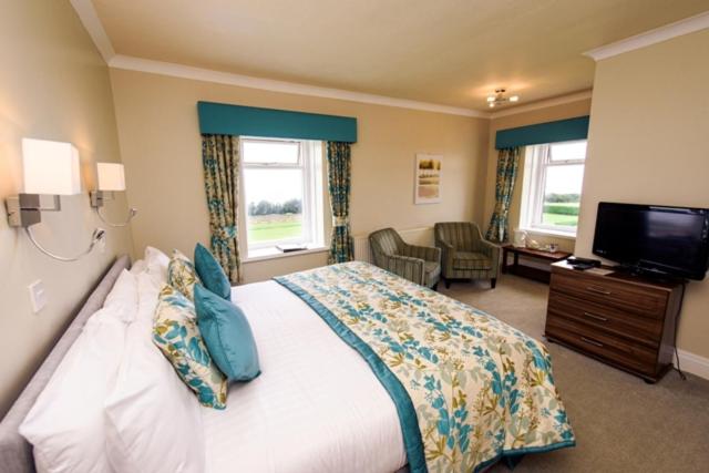 Raven Hall Country House Hotel Accommodation image 9 Picture of Raven Hall Hotel