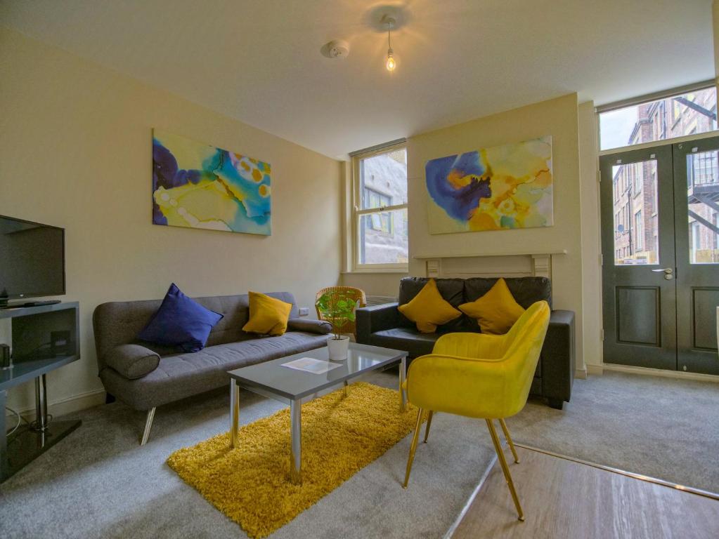 Spacesavers at Figtree Lane Accommodation image 1 Spacesavers at Figtree Lane image one