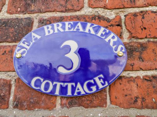 Sea Breakers Cottage Accommodation image 3 Sea Breakers Cottage image three