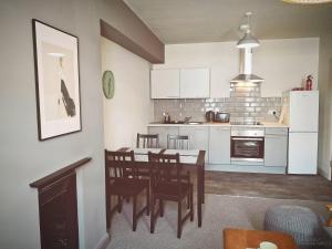 Homely Serviced Apartments - Figtree Accommodation image 2 Homely Serviced Apartments - Figtree image two