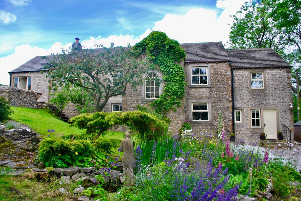 Picture of Warren House