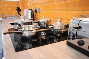 Halifax House, Studio Apartment 215 image two