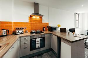 Halifax House, One Bedroom Apartment 216 Accommodation image 2 Halifax House, One Bedroom Apartment 216 image two
