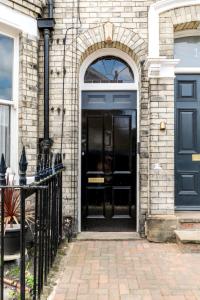 Picture of City Apartments - Priory Street