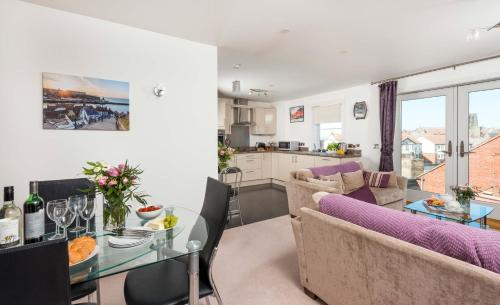 Abbey View Apartment Accommodation image 3 Abbey View Apartment image three