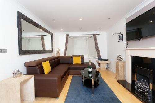 Valentino House Accommodation image 3 Valentino House image three