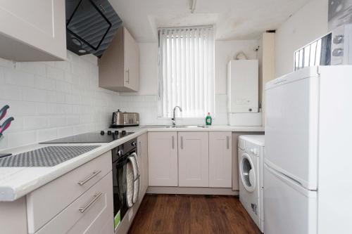 Spencer House Accommodation image 3 Spencer House image three
