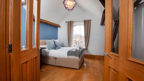 City Centre Penthouse Apartment Woodmills Quay Accommodation image 3 City Centre Penthouse Apartment Woodmills Quay image three