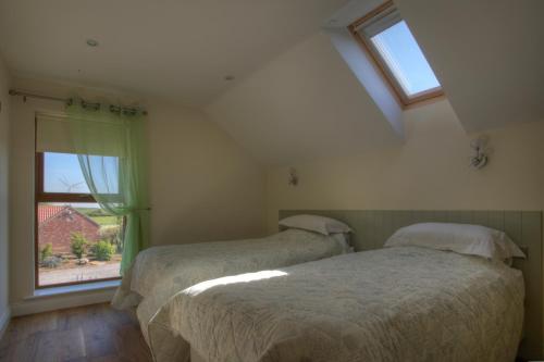 Middleton Cottages image three