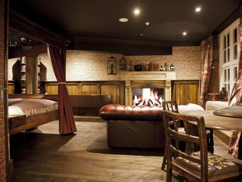 The Enchantment Chamber Accommodation image 3 The Enchantment Chamber image three