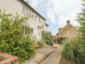 Apartments in Whitby - Prices & Bookings Page image 53 Picture of Stakesby House Apartment 3