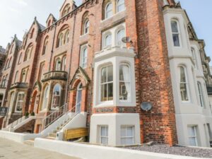 Apartments in Whitby - Prices & Bookings Page image 96 Picture of 1 Church Square