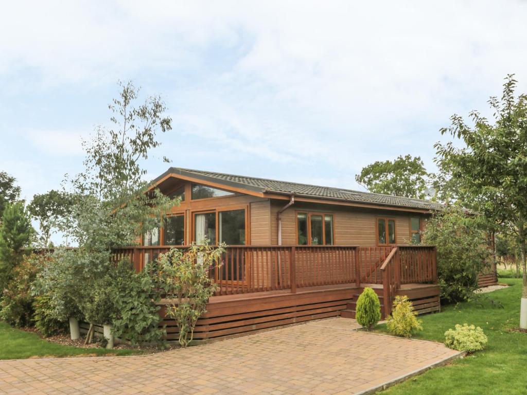 Bulmer Farm Lodge image one