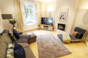Harrogate Holiday Lets & Cottages - Pricing & Availability Page image 28 Picture of The Stylish Townhouse On The Stray