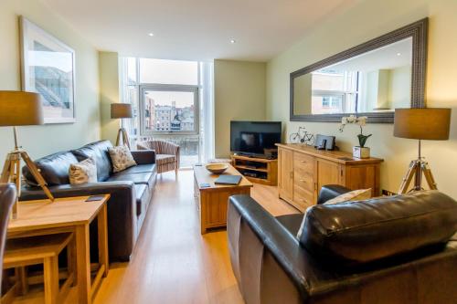 City Centre Skeldergate 2 Bed Apartment with Parking Accommodation image 3 Image name 222642689 the 1 image from the post City Centre Skeldergate 2 Bed Apartment with Parking in Yorkshire.com.