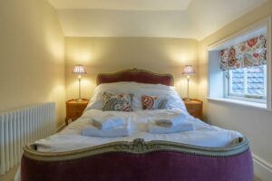 Tourist question: somewhere to stay in York Post image 2 Picture of Apt 1