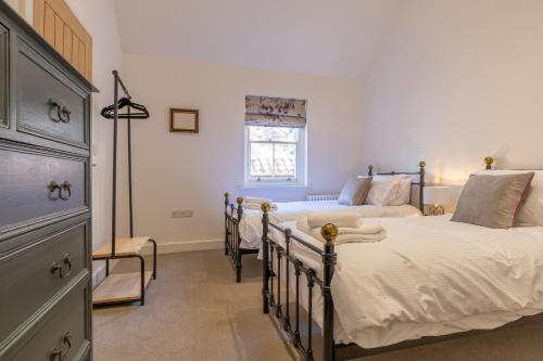 Trinity Cottage, YORK Accommodation image 2 Trinity Cottage, YORK image two