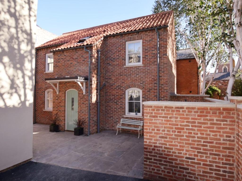 Trinity Cottage, YORK Accommodation image 1 Trinity Cottage, YORK image one
