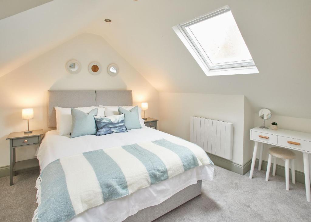 Host & Stay - Threadneedle Cottage Accommodation image 1 Host & Stay - Threadneedle Cottage image one