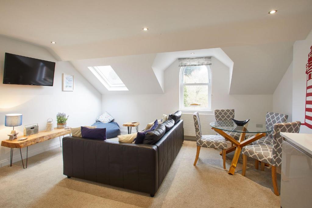 Host & Stay - Number 3 at Pannett Apartments image one