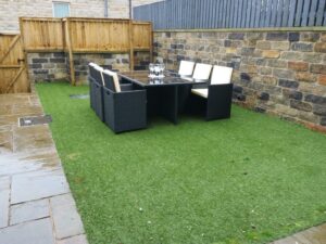 Huddersfield Page image 34 Picture of Modern Town House Shepley