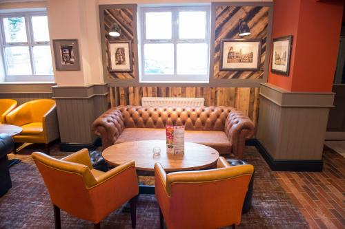 Old Grey Mare Inn by Greene King Inns Accommodation image 3 Old Grey Mare Inn by Greene King Inns image three
