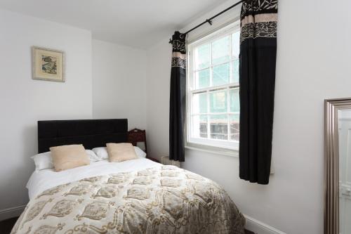 Cumberland Villa York Accommodation image 3 Cumberland Villa York image three
