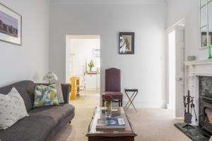 Harewood Estate Cottages image two