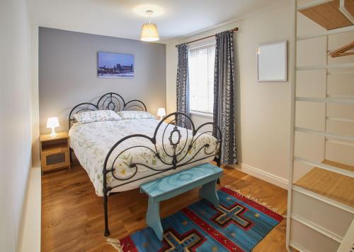 Host & Stay - Whitehall 1 Apartment image three