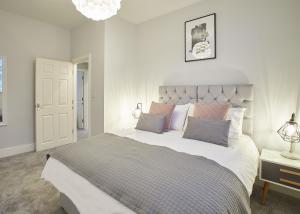 Host & Stay - The Normanby Apartment Accommodation image 2 Host & Stay - The Normanby Apartment image two