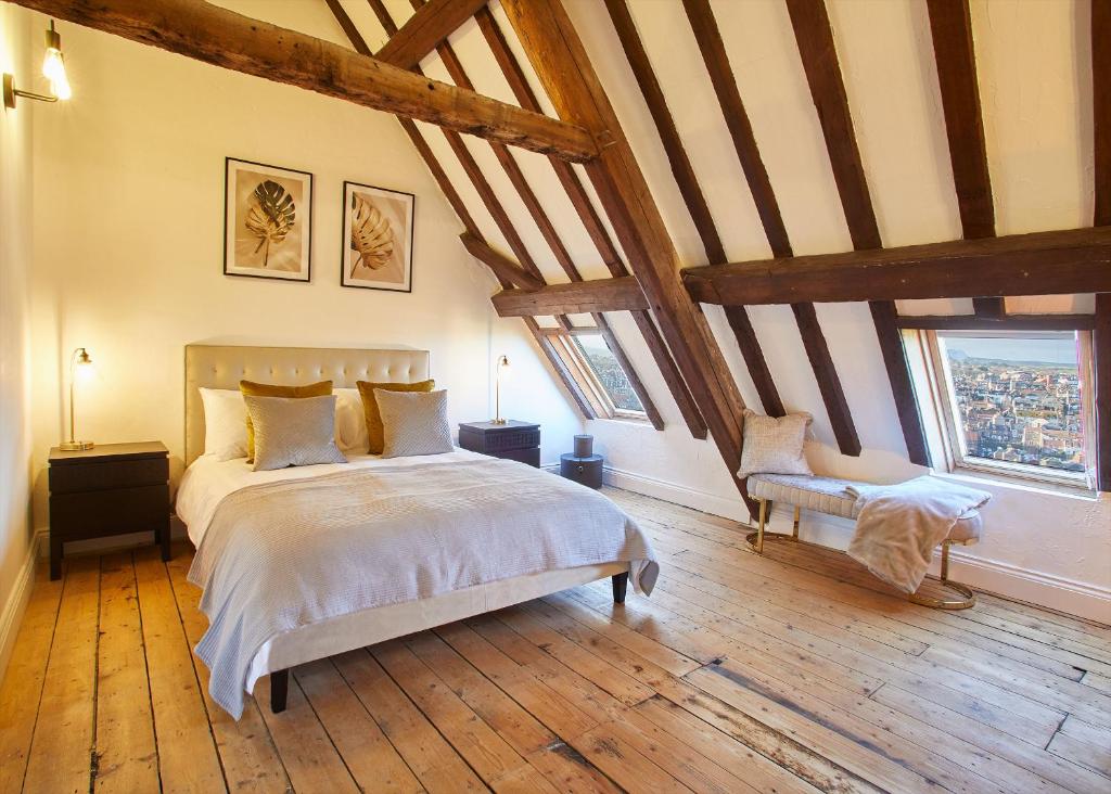 Host & Stay - The Coach House Accommodation image 1 Host & Stay - The Coach House image one