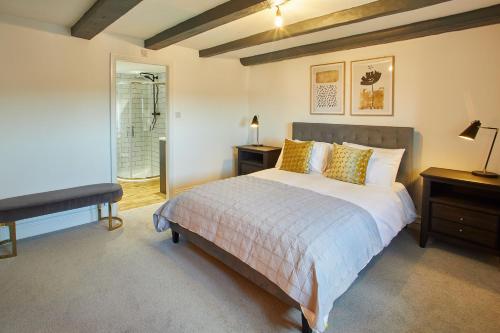 Host & Stay - The Coach House Accommodation image 3 Host & Stay - The Coach House image three