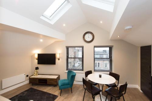 Cheltenham by Harrogate Serviced Apartments Accommodation image 3 Cheltenham by Harrogate Serviced Apartments image three