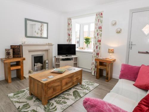 Little Daisy Cottage Accommodation image 3 Little Daisy Cottage image three
