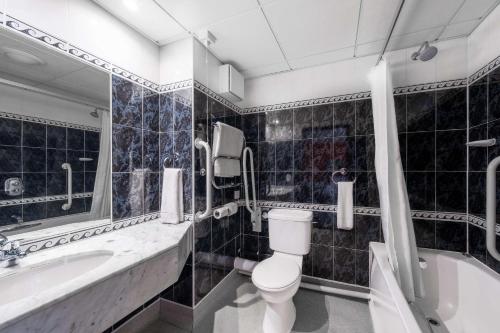 Cedar Court Hotel Harrogate Accommodation image 2 Cedar Court Hotel Harrogate image two