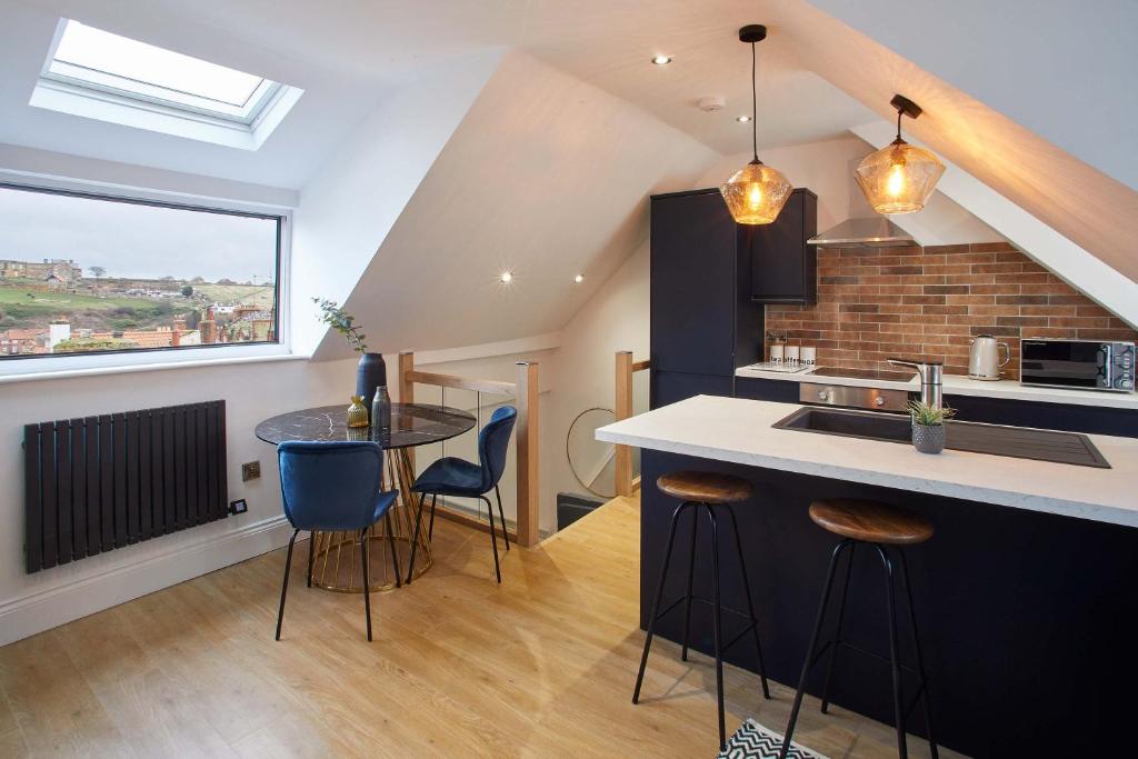 Host & Stay - Burns Yard Apartment image one