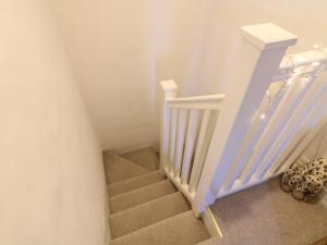 Cosy Cottage image two